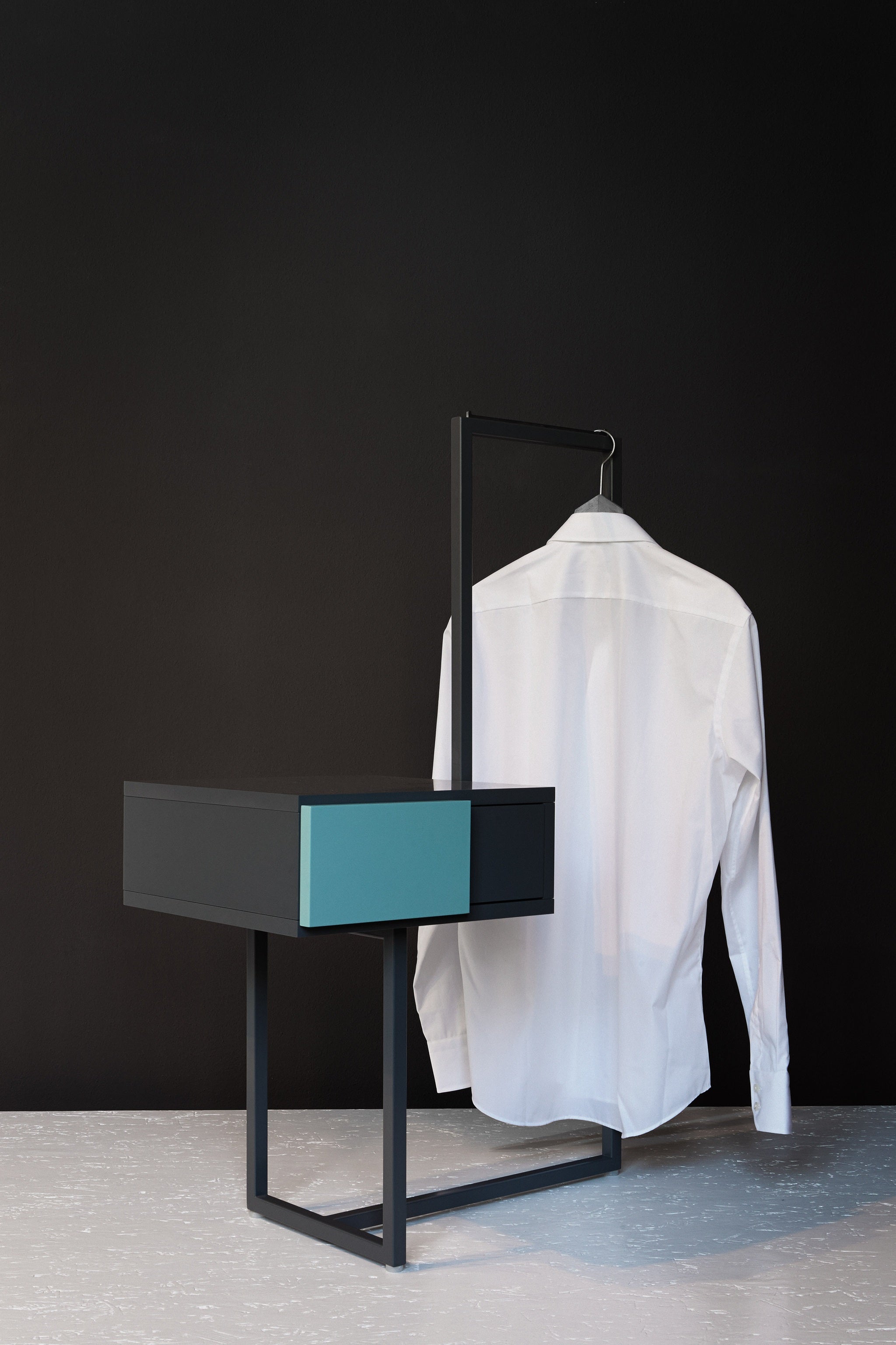 Teca Bedside Dressboy