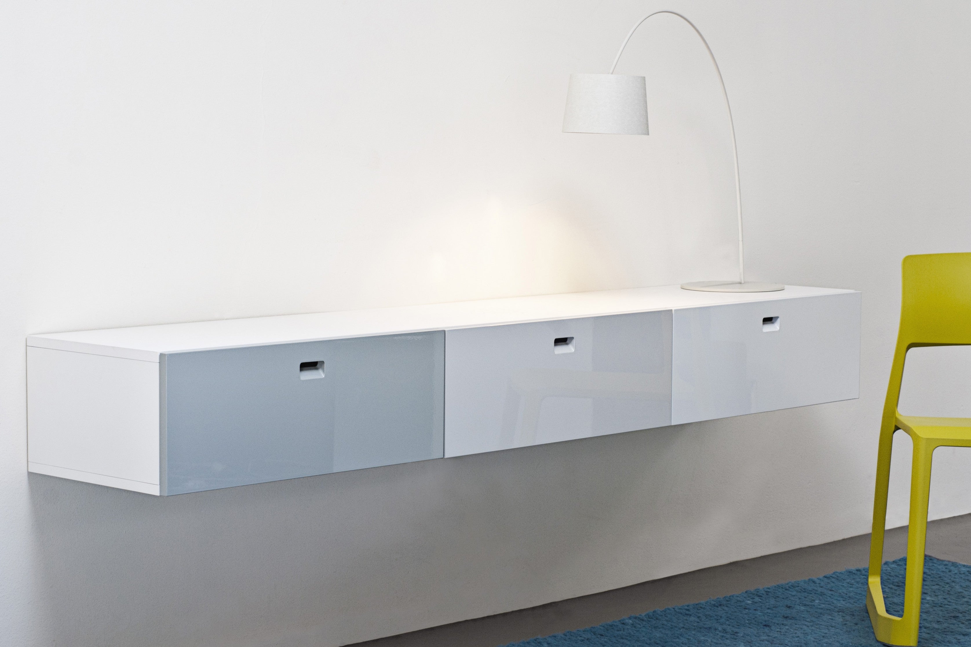 Satellite Wall Mounted